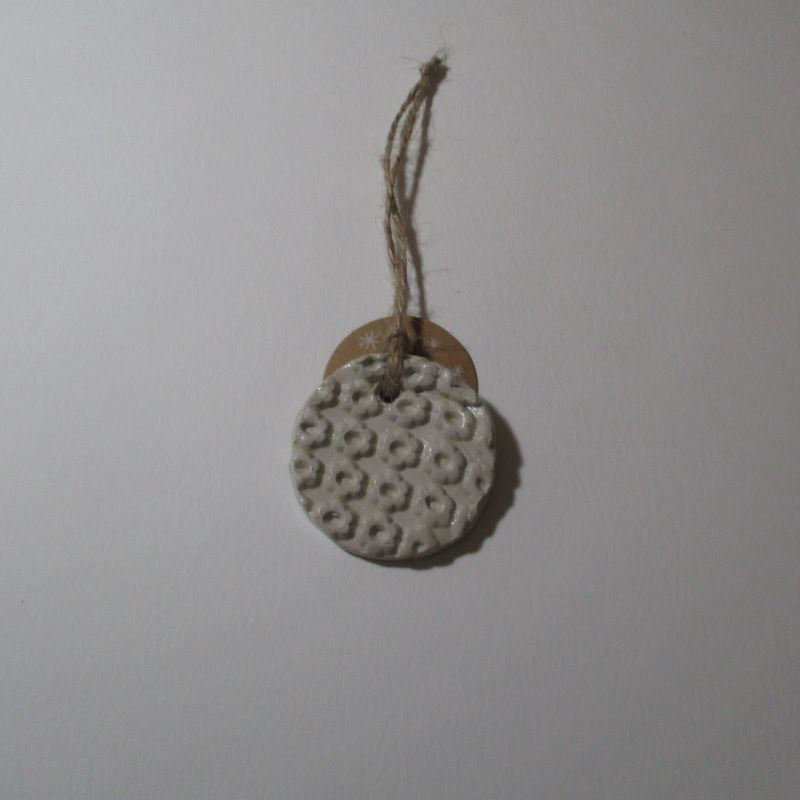 Colgante de cerámica pequeño de margaritas
